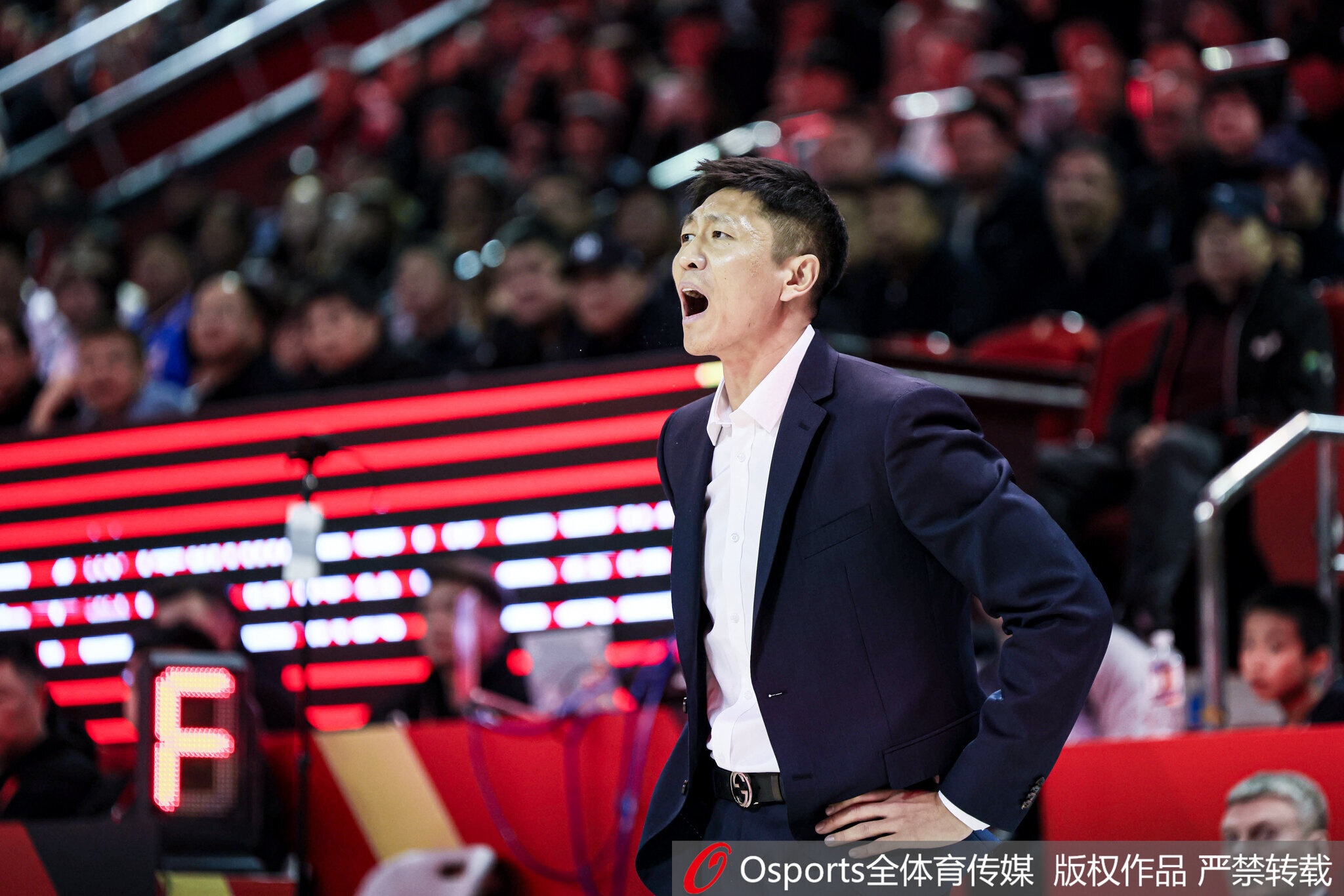 吉林2连胜！李昂：大家的心态更成熟了这场比赛就是一个进步